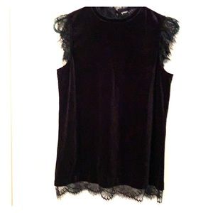 Black Rose & Olive Sleeveless Lace Accented Top